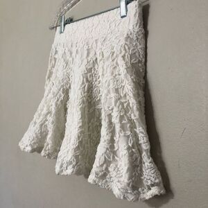 Hollister Women’s S Small White Floral Lace Flowy Mini Skirt